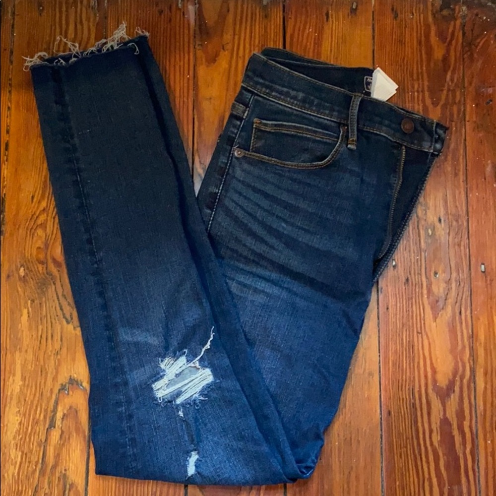 High waisted stretchy jeans